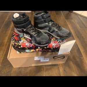 Nfinity Beast Mid Top